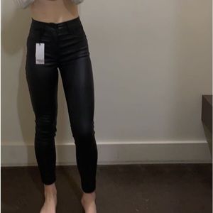 Black skinny leather pants